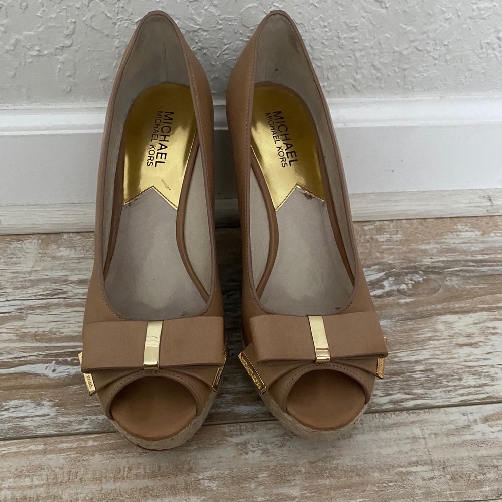 Tan wedges